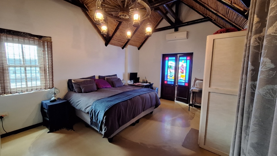 4 Bedroom Property for Sale in Dwarskersbos Western Cape